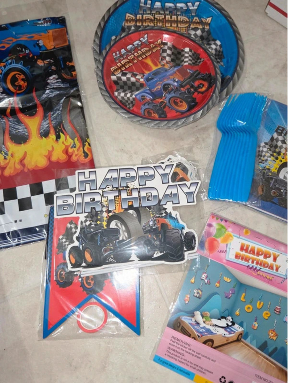 Monster trucks party pack